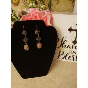 New Black & Tan Earrings